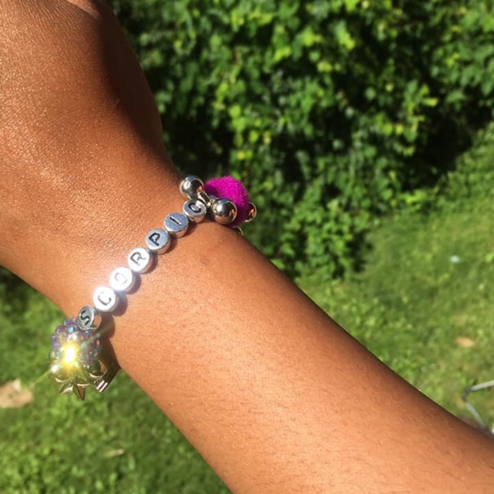 Custom charm bracelet - Picture 2 of 3